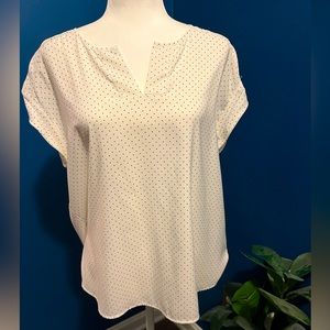 NY&CO cap sleeve blouse